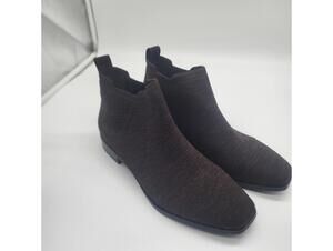 New Vivaia Square-Toe Water-Repellent Ankle Boots brown  9